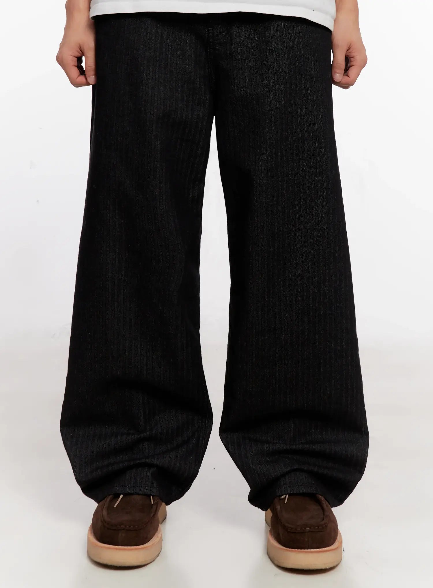 Men's Herringbone Wide-Leg Jeans (Black) IO523