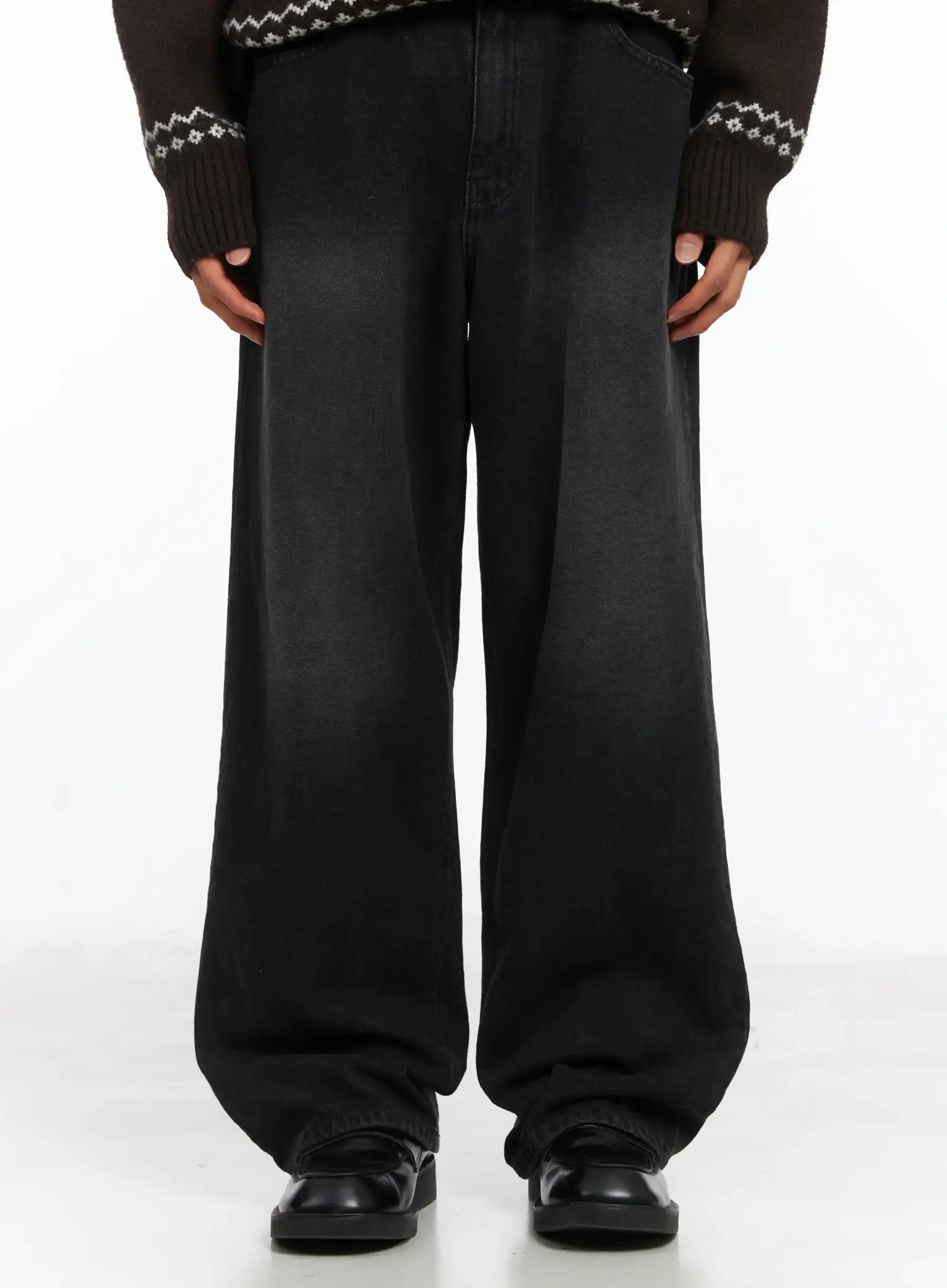 Men's Straight Semi-Wide Fleece Jeans (Black) IJ514