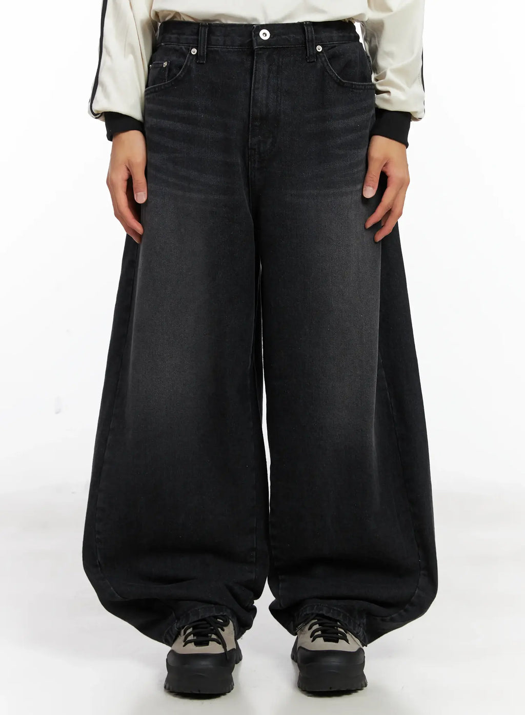 Men's Pintuck Wide Leg Jeans ID511