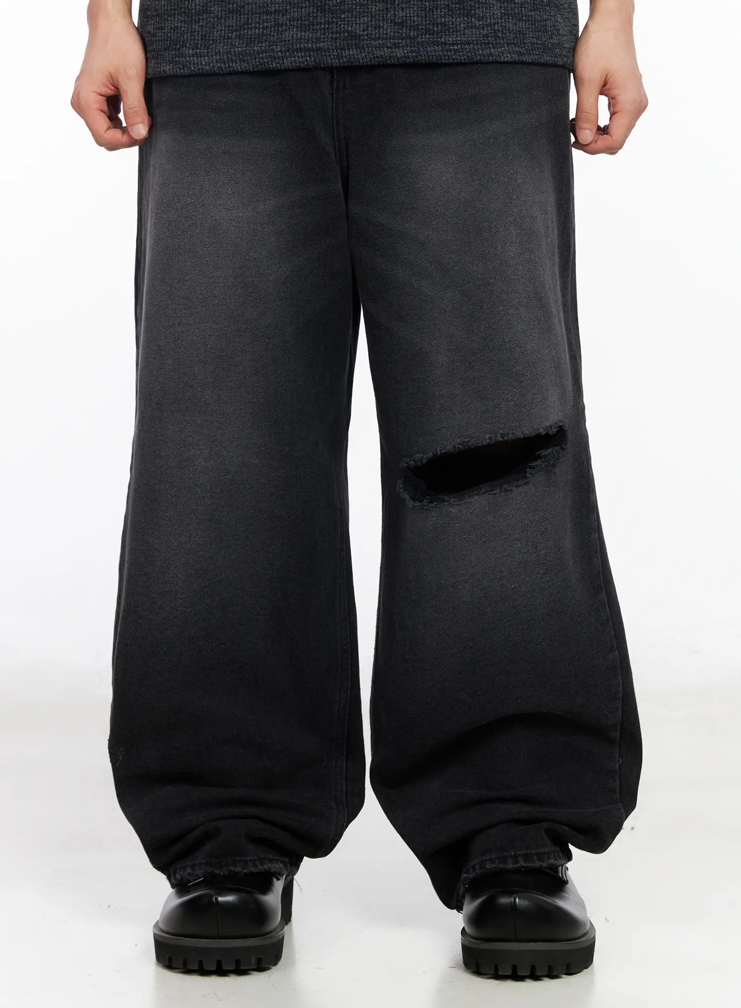 Men's Distressed Baggy Jeans IA501