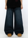 Men's Wide Leg Dark Washed Jeans IA520