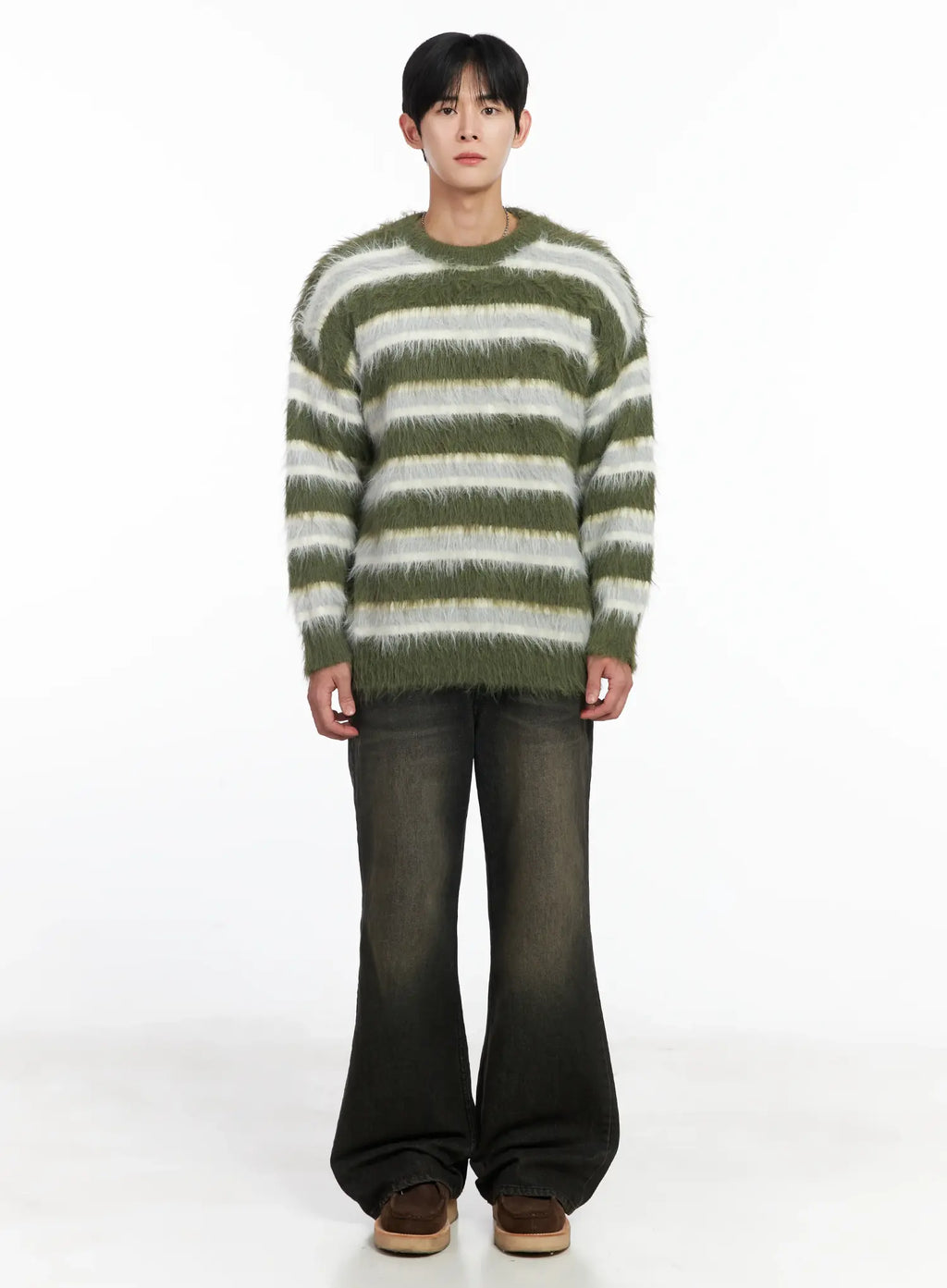 Men's Black Semi-Flared Jeans IJ521