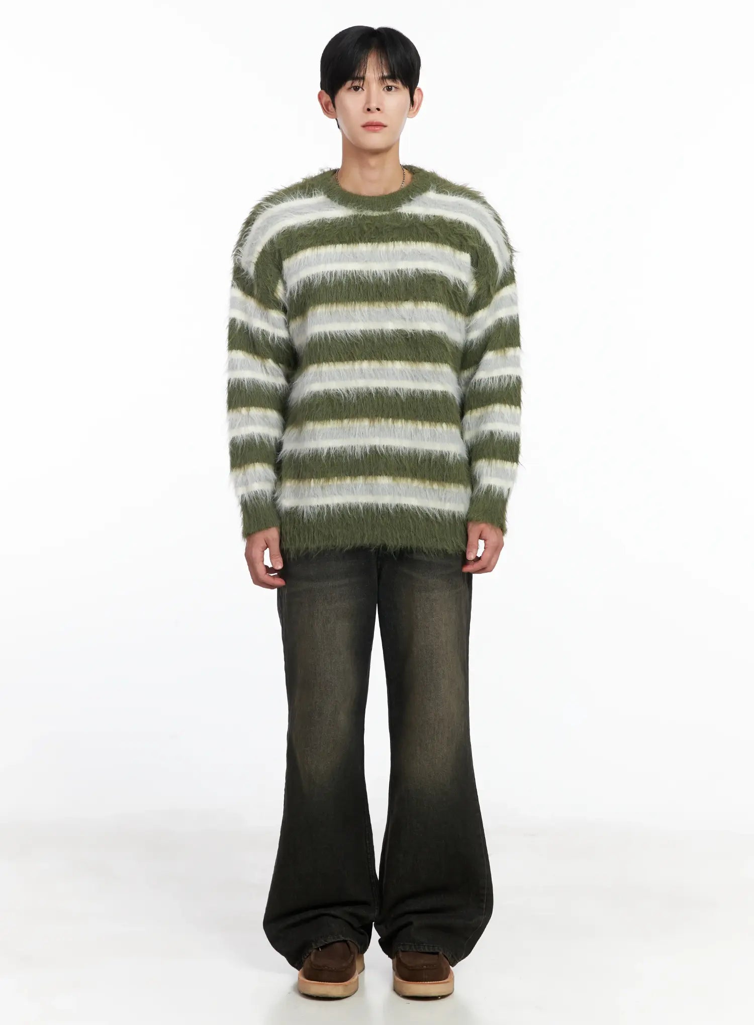 Men's Black Semi-Flared Jeans IJ521