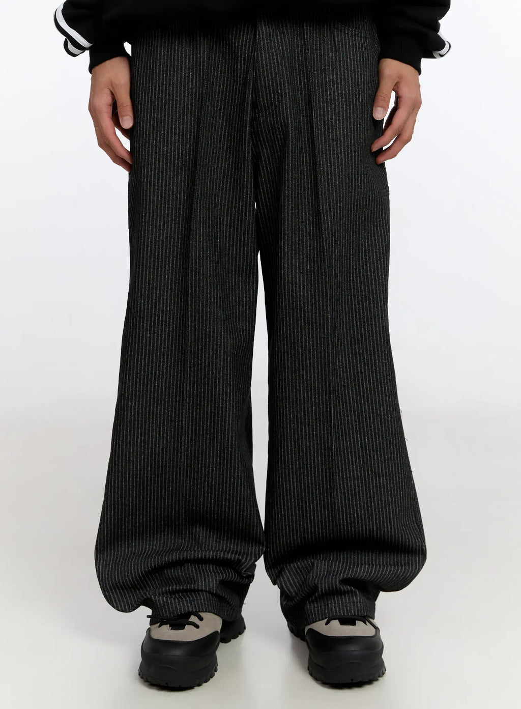 Men's Wide Leg Jeans IN524