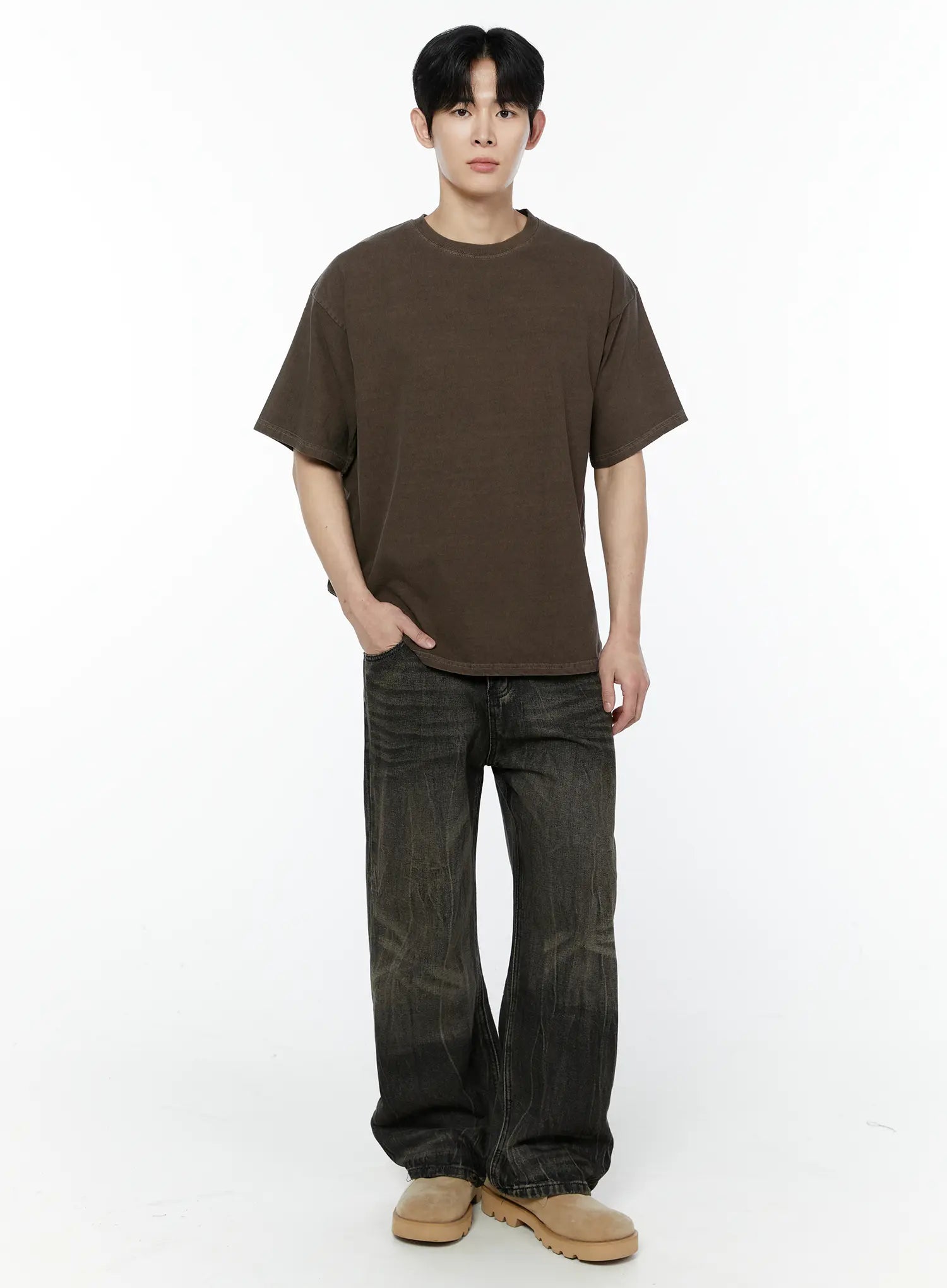 Men's Black-Washed Jeans IA530
