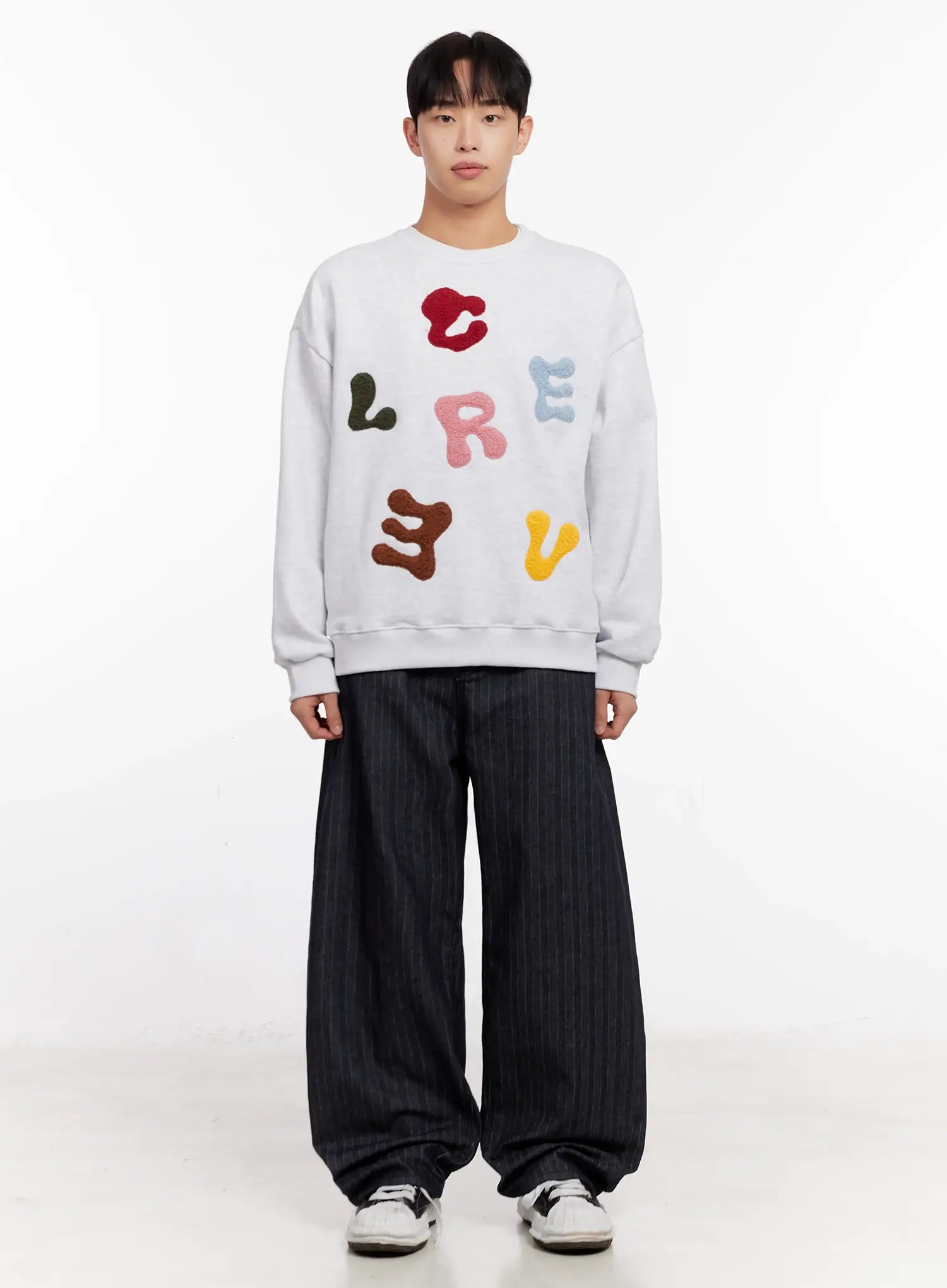 Men's Stripe Wide-Leg Jeans with Patch Detail IO523