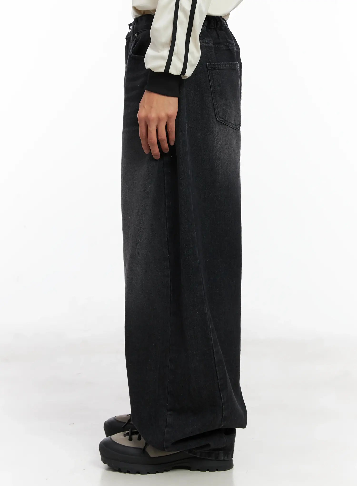 Men's Pintuck Wide Leg Jeans ID511