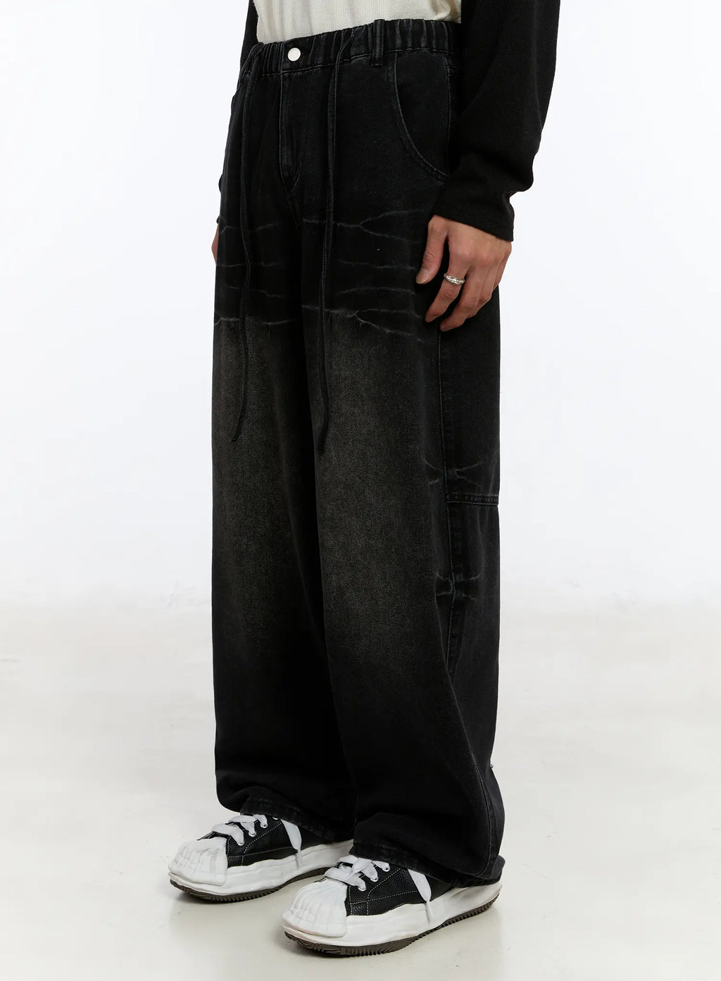 Men's Black Washed Wide Leg Jeans IM530