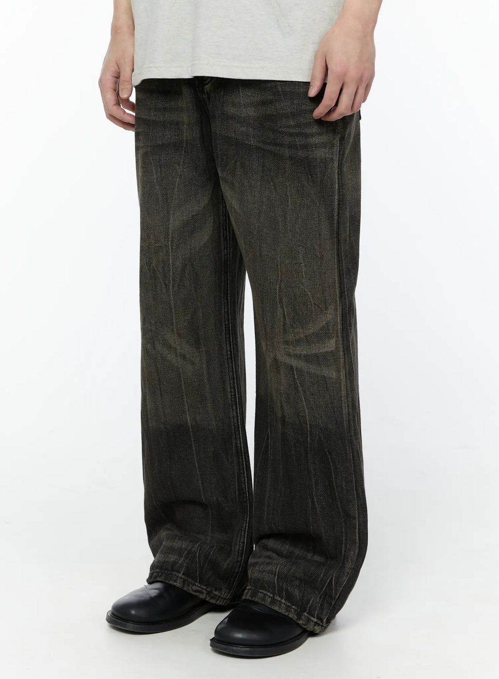 Men's Black-Washed Jeans IA530