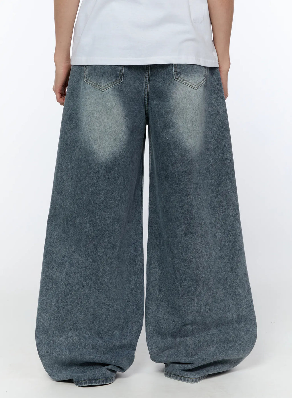 Men's Wide-Leg Washed Jeans IA517