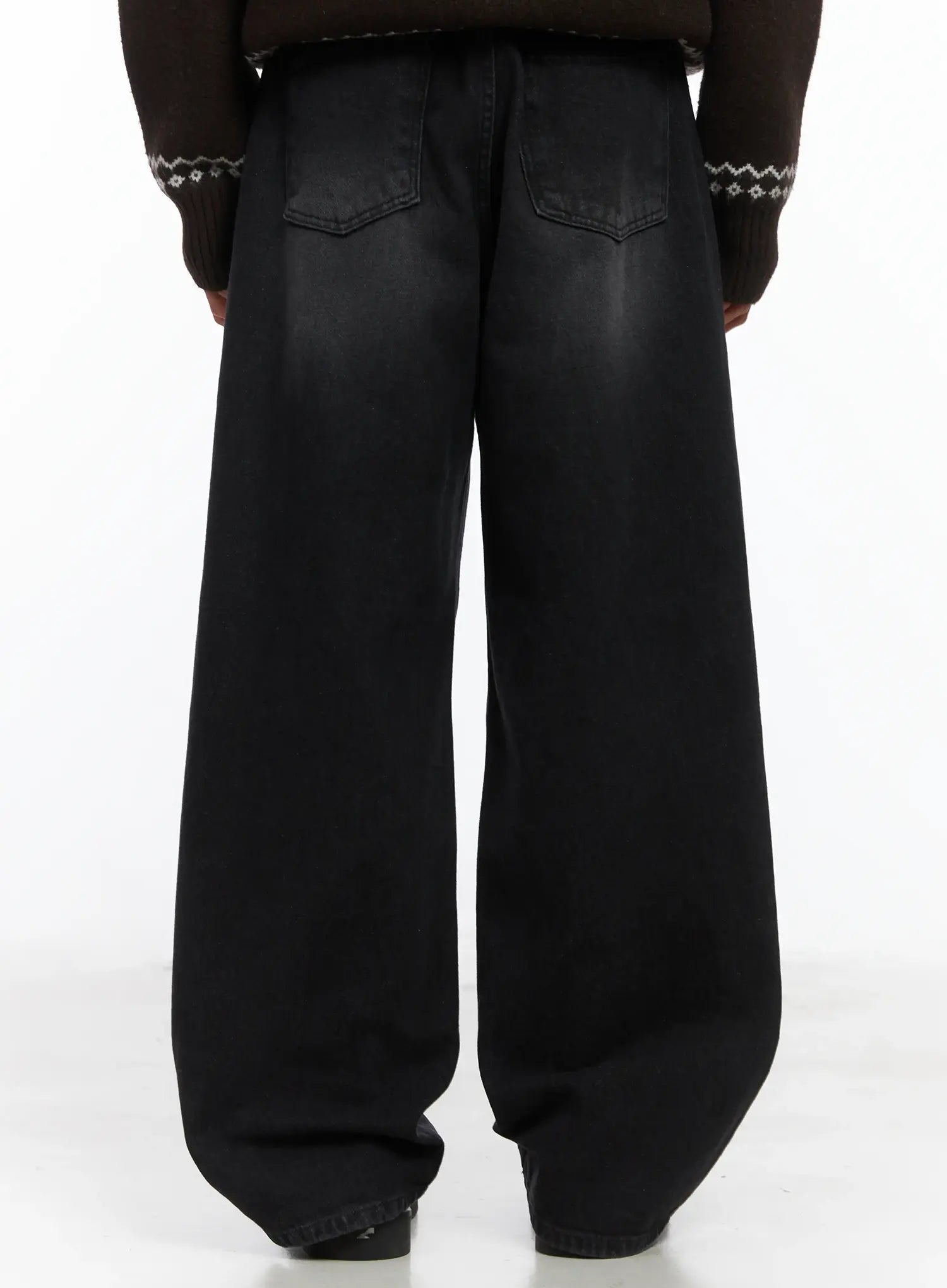 Men's Straight Semi-Wide Fleece Jeans (Black) IJ514