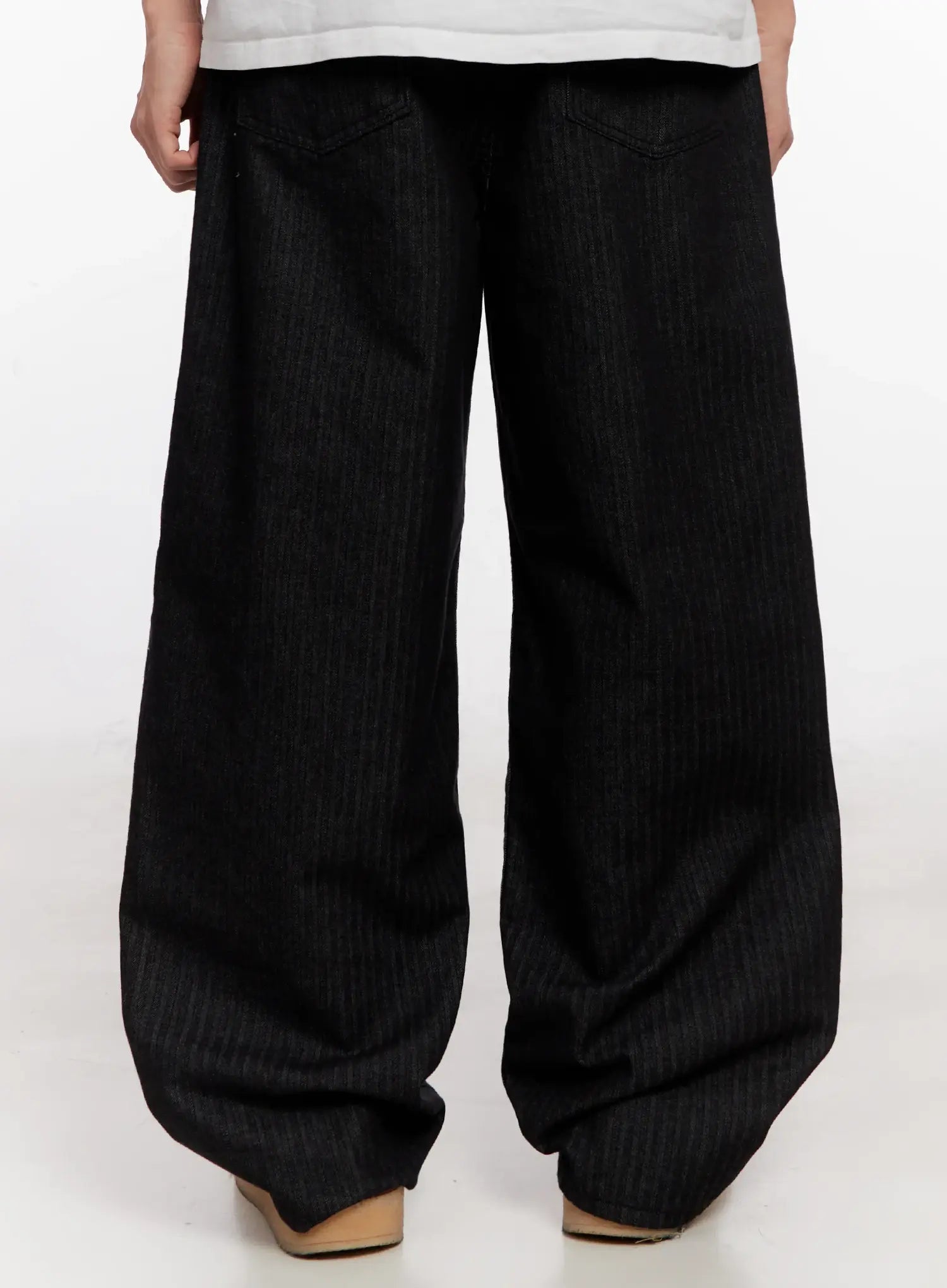 Men's Herringbone Wide-Leg Jeans (Black) IO523