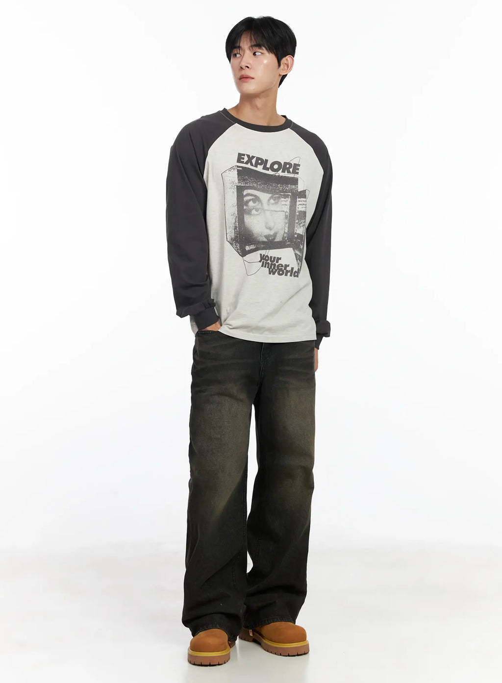Men's Black Semi-Flared Jeans IJ521