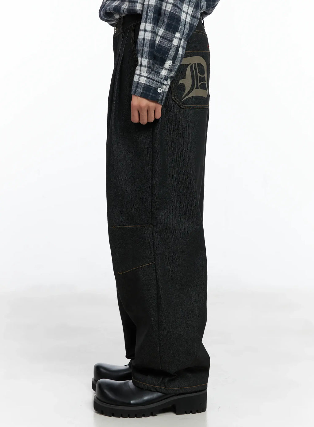 Men's Pintuck Jeans (Black) IN518