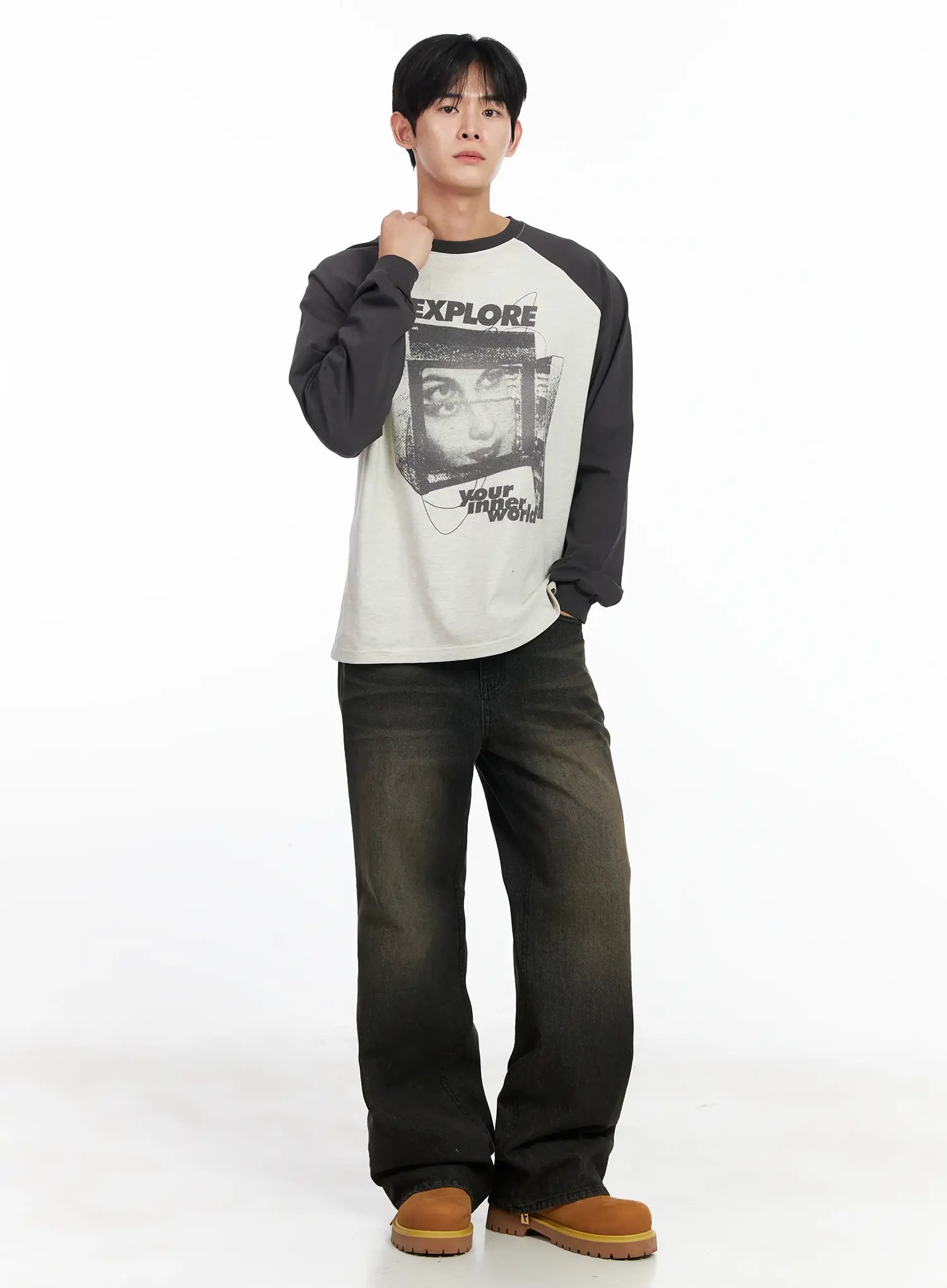 Men's Black Semi-Flared Jeans IJ521