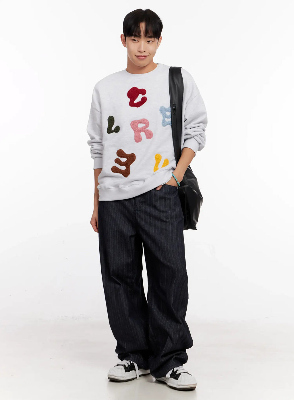 Men's Stripe Wide-Leg Jeans with Patch Detail IO523