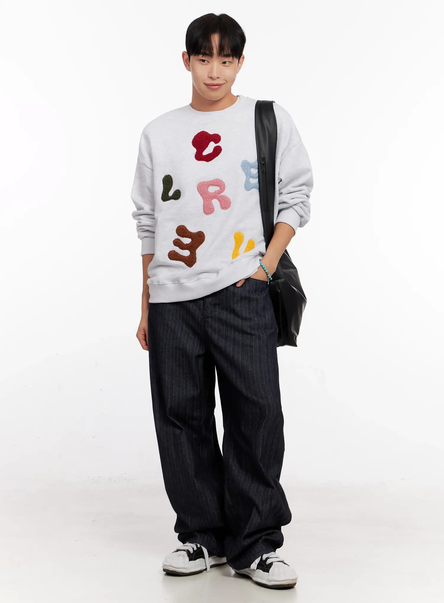 Men's Stripe Wide-Leg Jeans with Patch Detail IO523