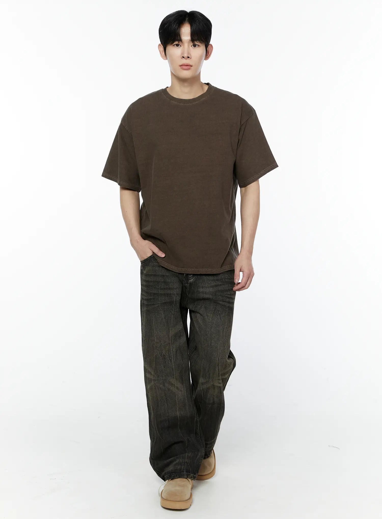Men's Black-Washed Jeans IA530