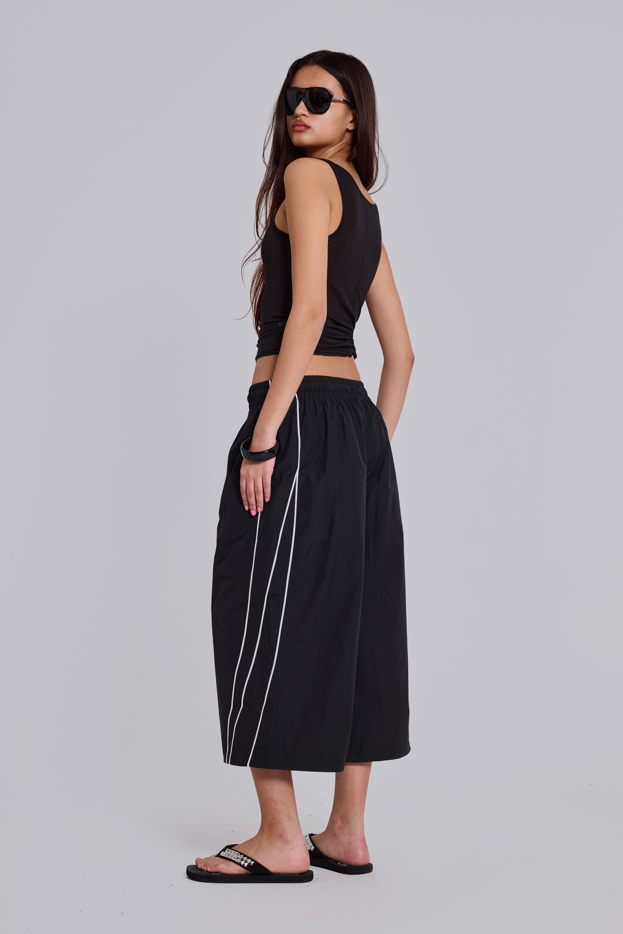 Black Vapor 3/4 Shorts