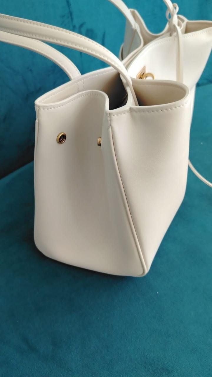 Elara Gold™. Genuine Cow Leather Shoulder Bag | Made in Italy 🇮🇹