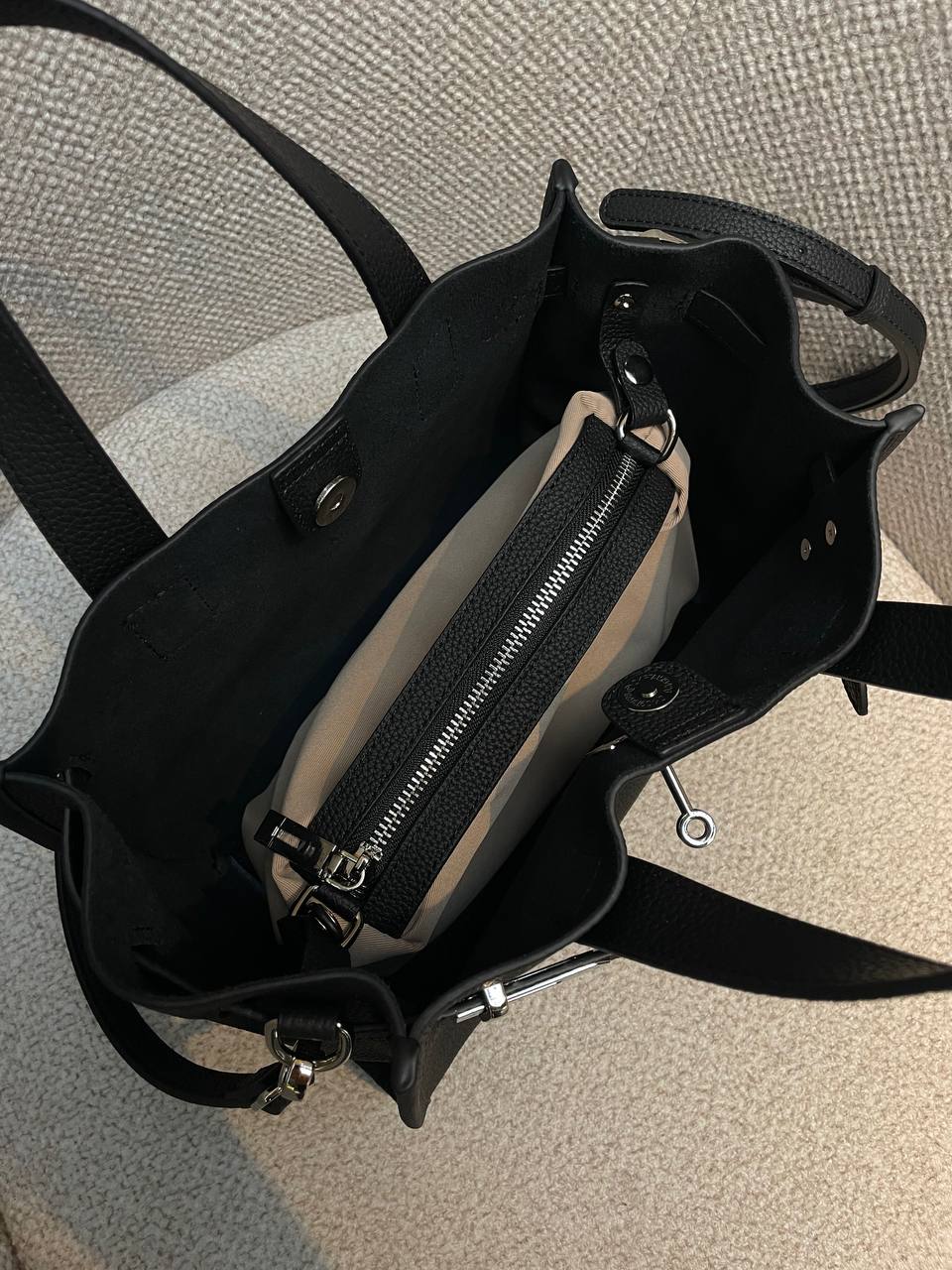Bogdana Urban Luxe Small 👜✨ – Long Strap Leather Crossbody