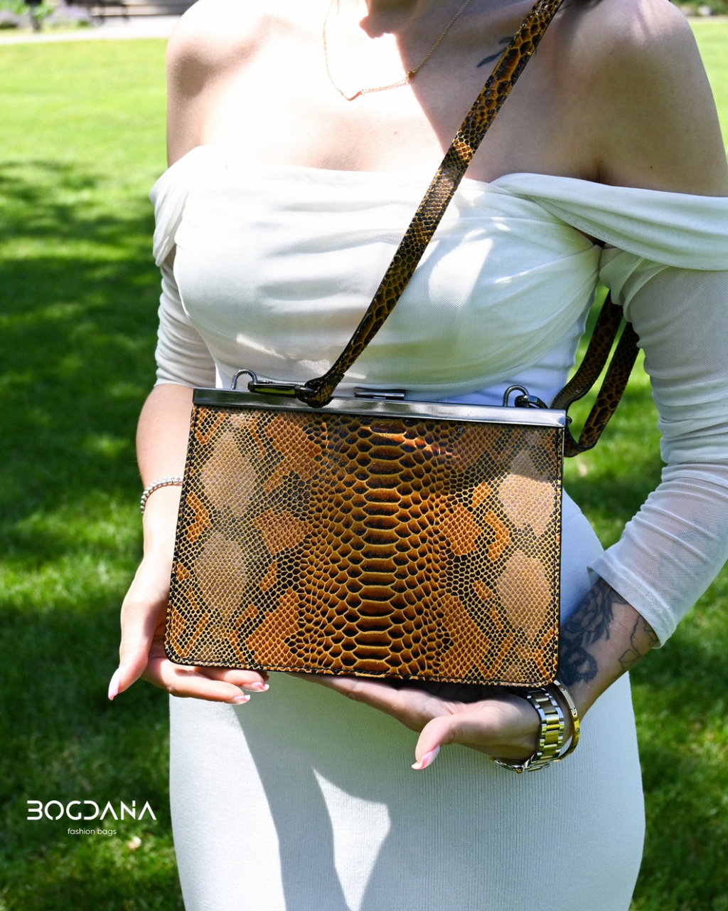 Italian Chic — genuine leather clutch bag