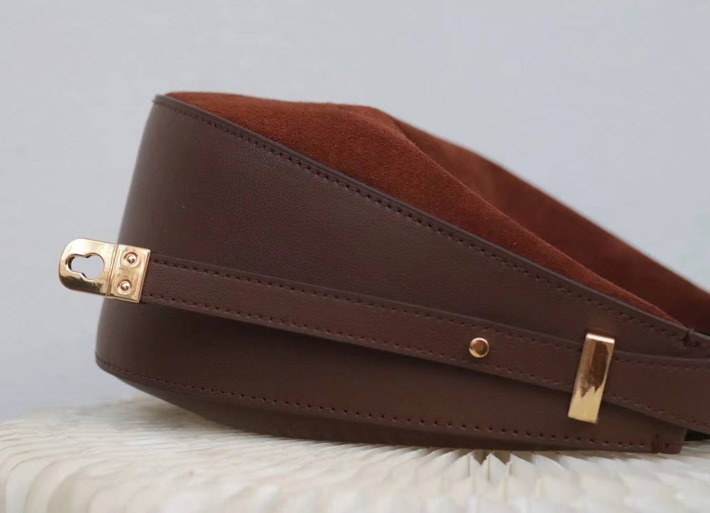 Luxe Harmony — a versatile bag with an adjustable strap