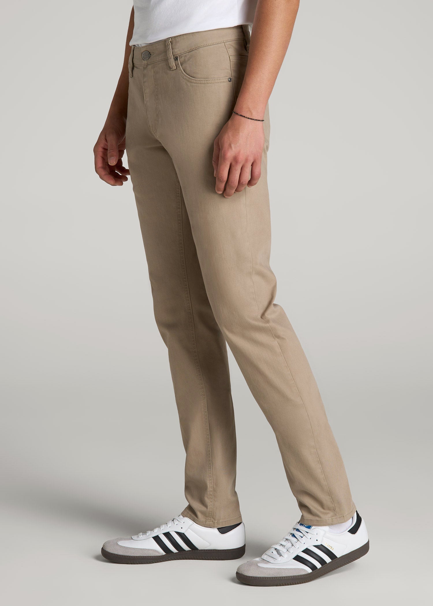 Carman Tapered Fit Colored Jeans for Tall Men in Clay Wash