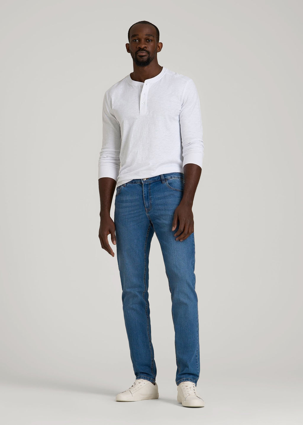 Carman Tapered Fit Jeans in Classic Mid Blue