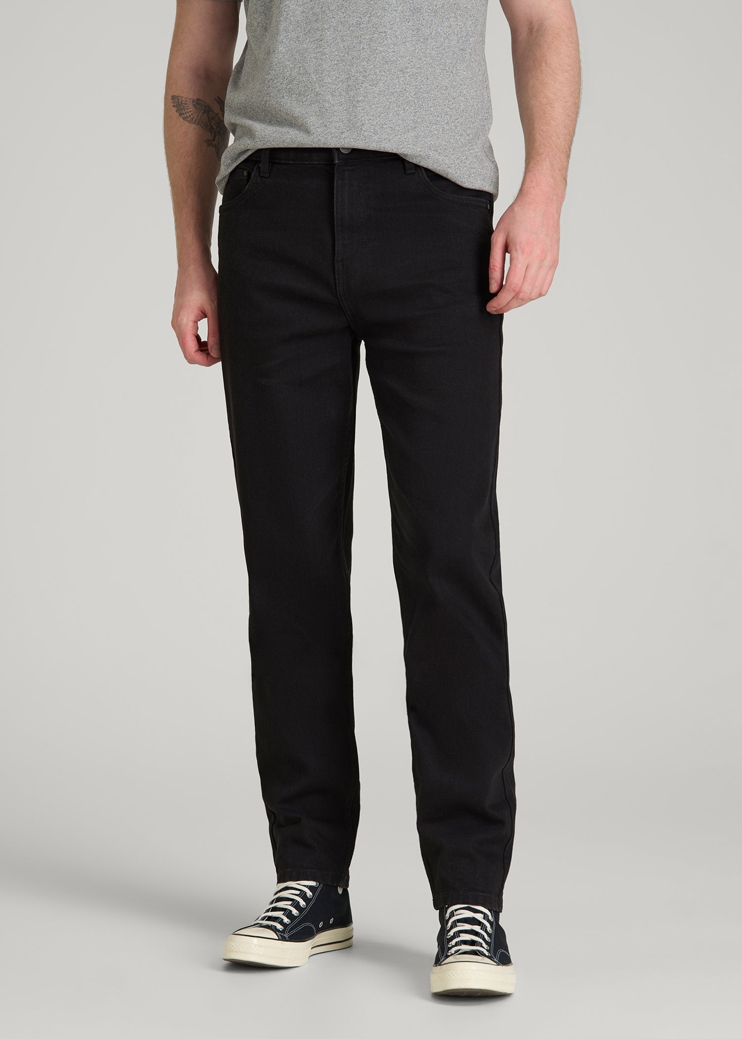 MILO Relaxed Tapered Fit Jeans for Tall Men in Optimum Black