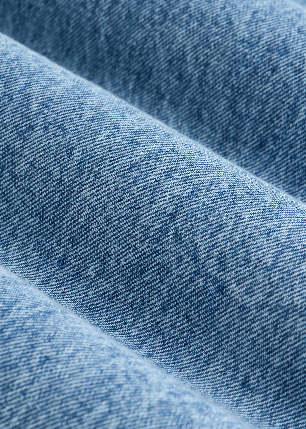 MILO Relaxed Tapered Fit Jeans for Tall Men in Perfect Blue