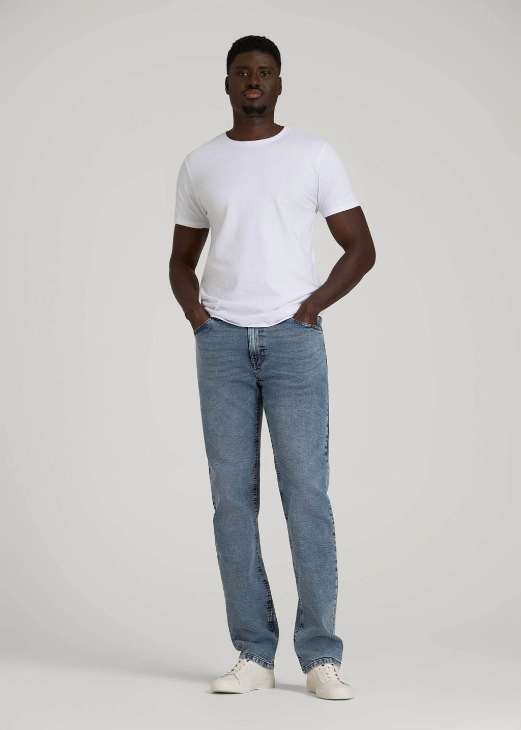 J1 STRAIGHT LEG Jeans for Tall Men in Vintage Faded Blue