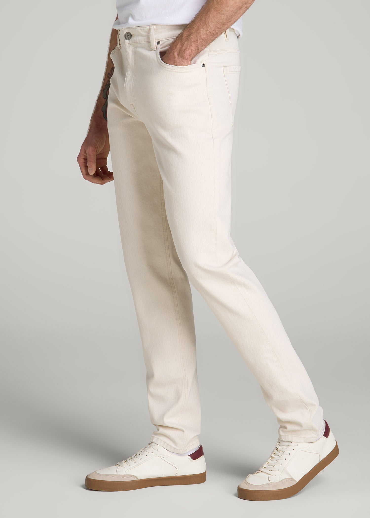 Milo RELAXED TAPERED FIT Jeans for Tall Men in Ecru Buff