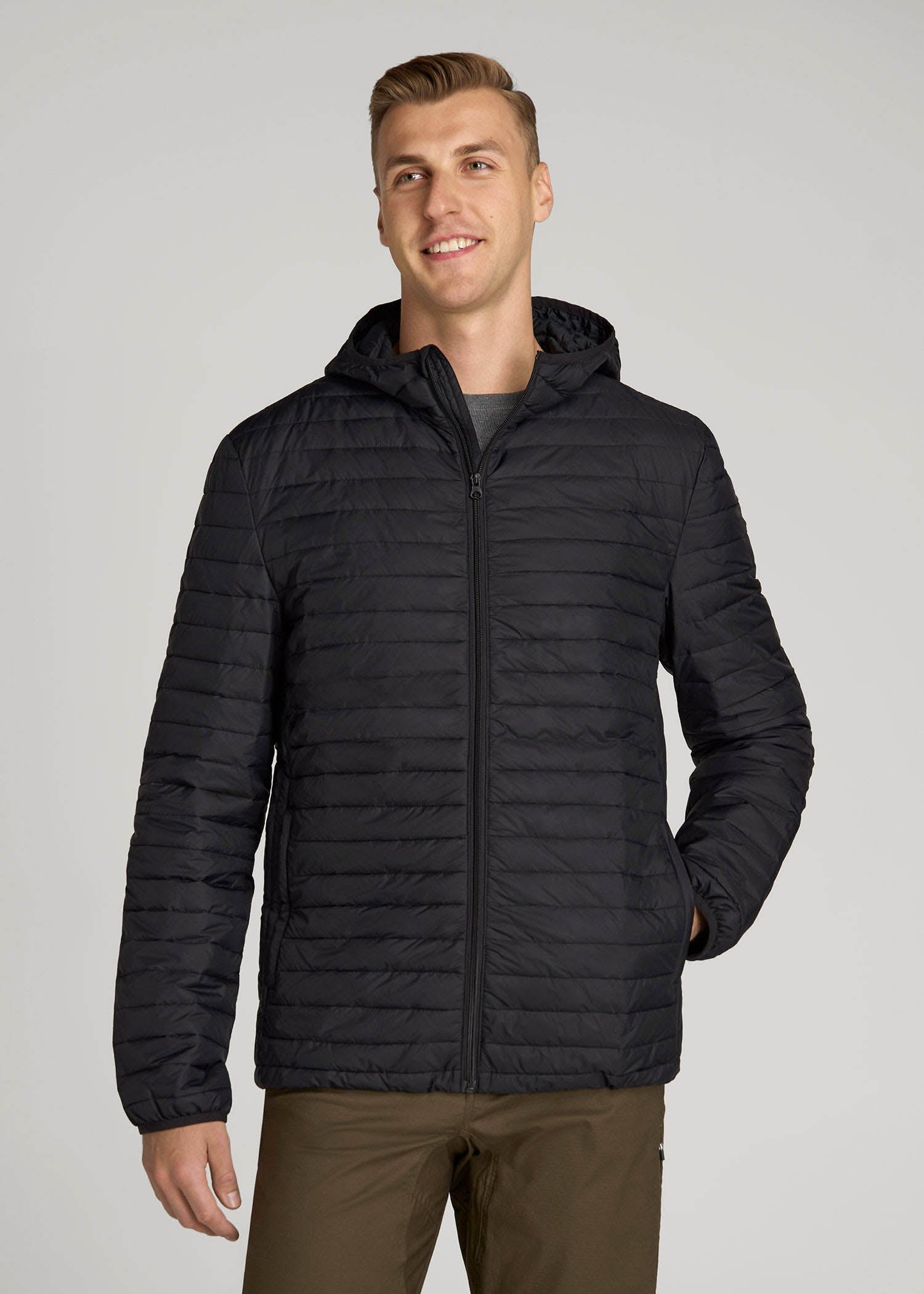 Packable Puffer Jacket for Tall Men in Black