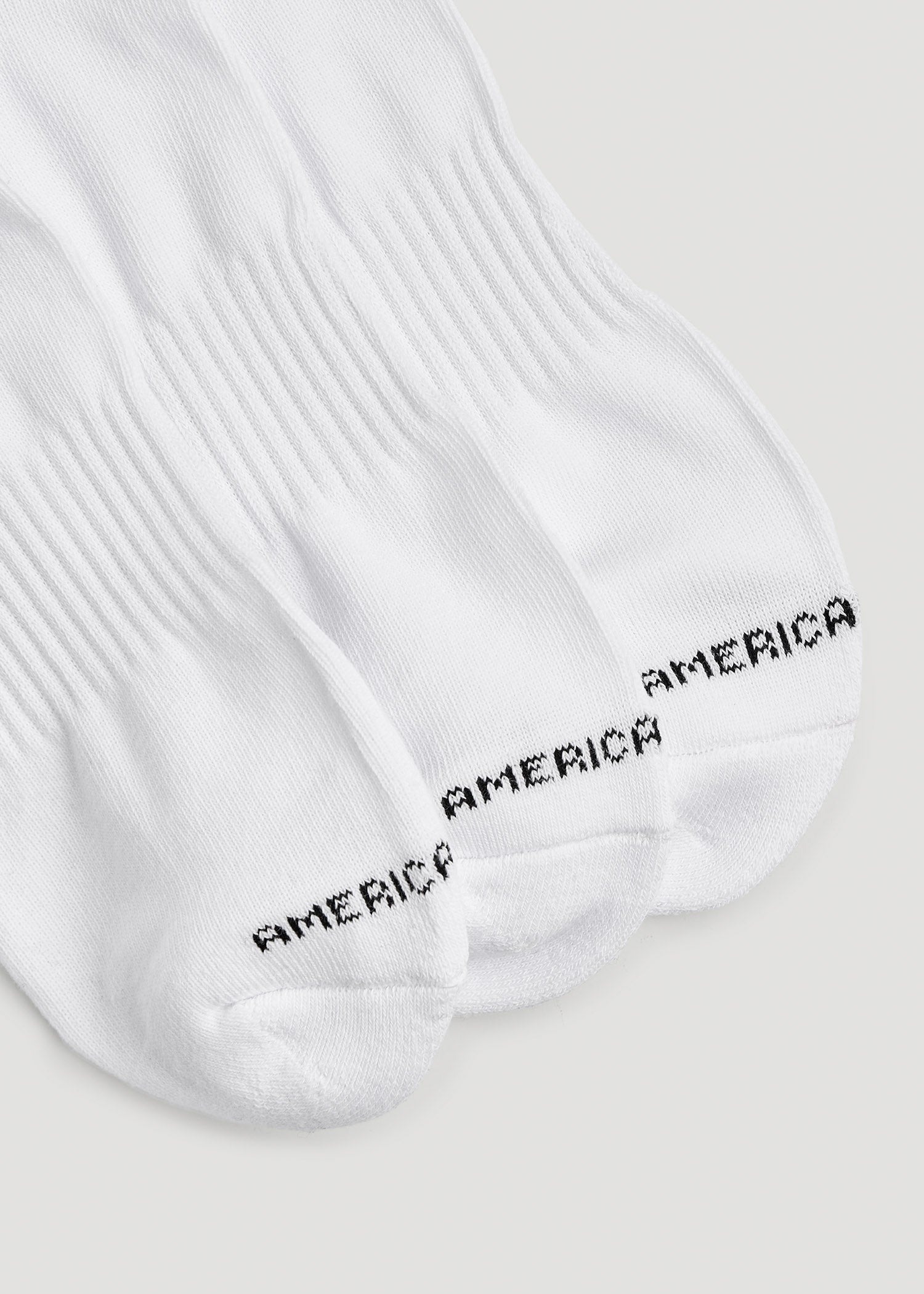Athletic Low Ankle Socks (X-Large Size: 13-15) for Tall Men in White