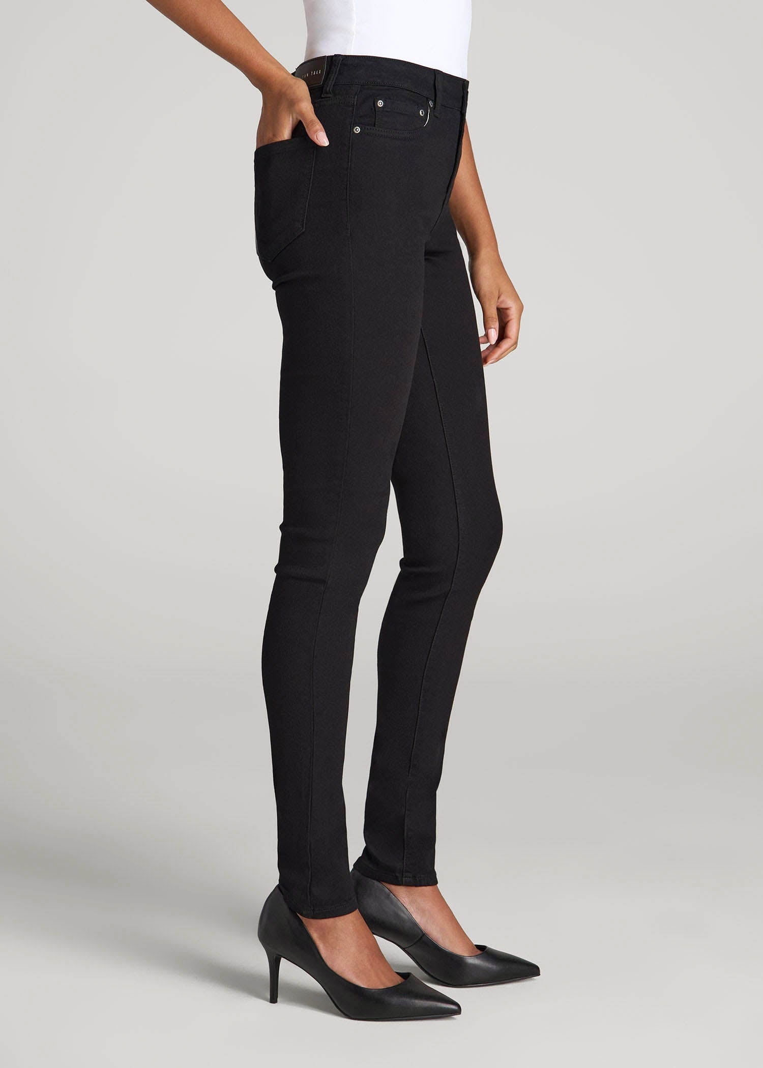Sarah Mid-Rise Skinny Jeans for Tall Women in Black