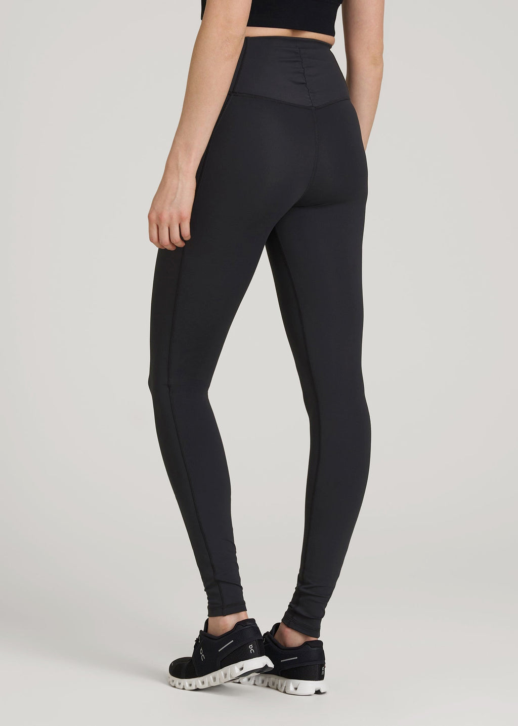 Balance Cinched Back Pocket Legging for Tall Women in Black