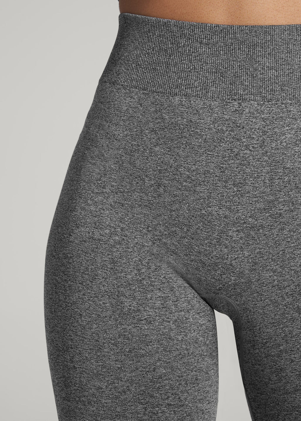 Seamless Leggings for Tall Women in Black & Grey Heather