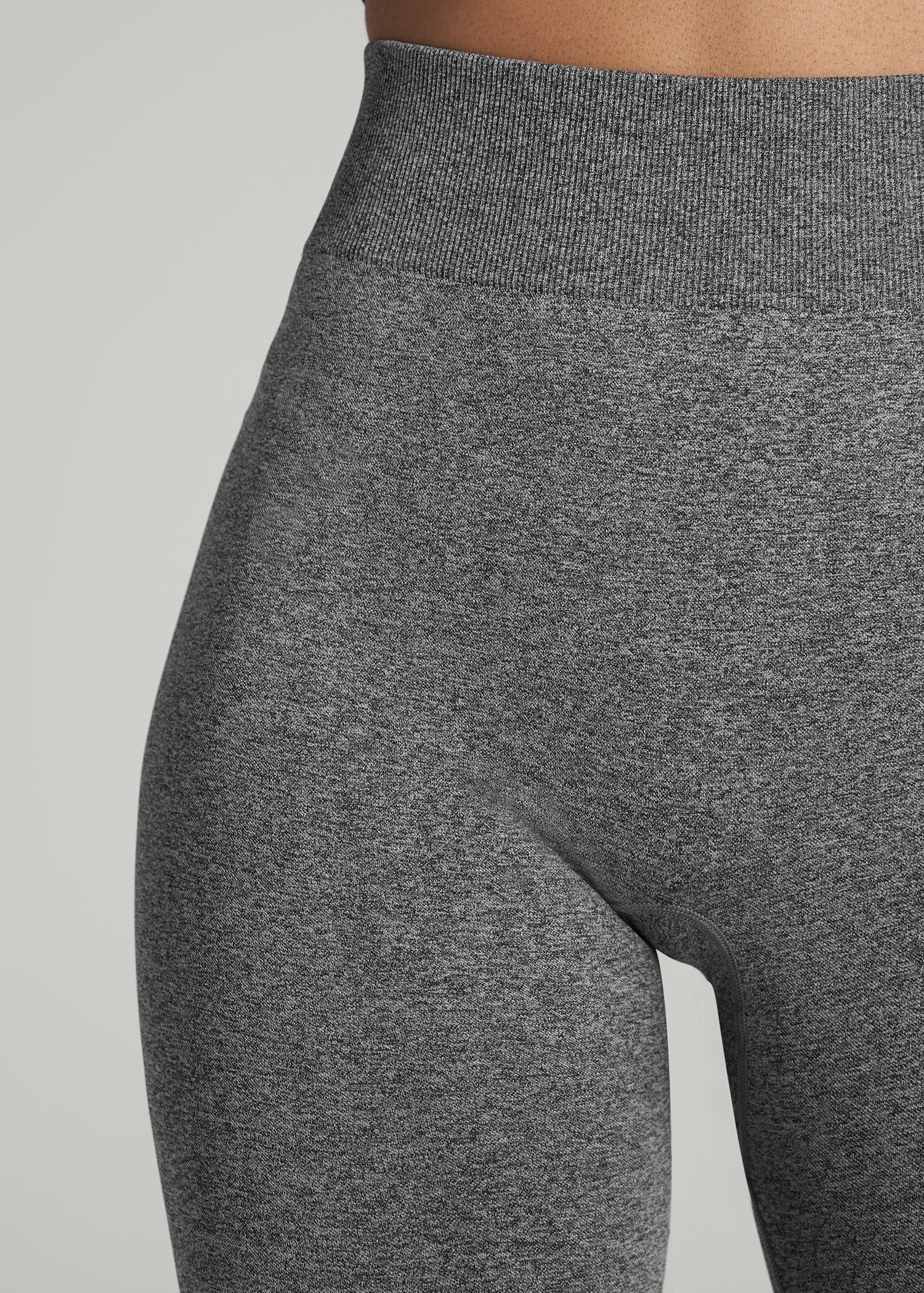 Seamless Leggings for Tall Women in Black & Grey Heather
