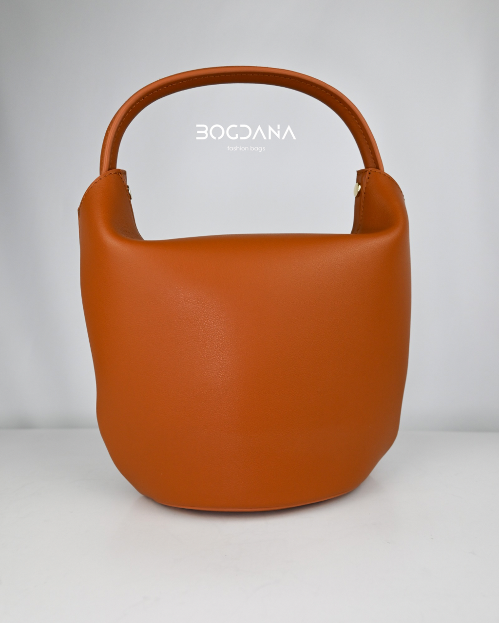 Barrel-shaped Bag in Genuine Leather