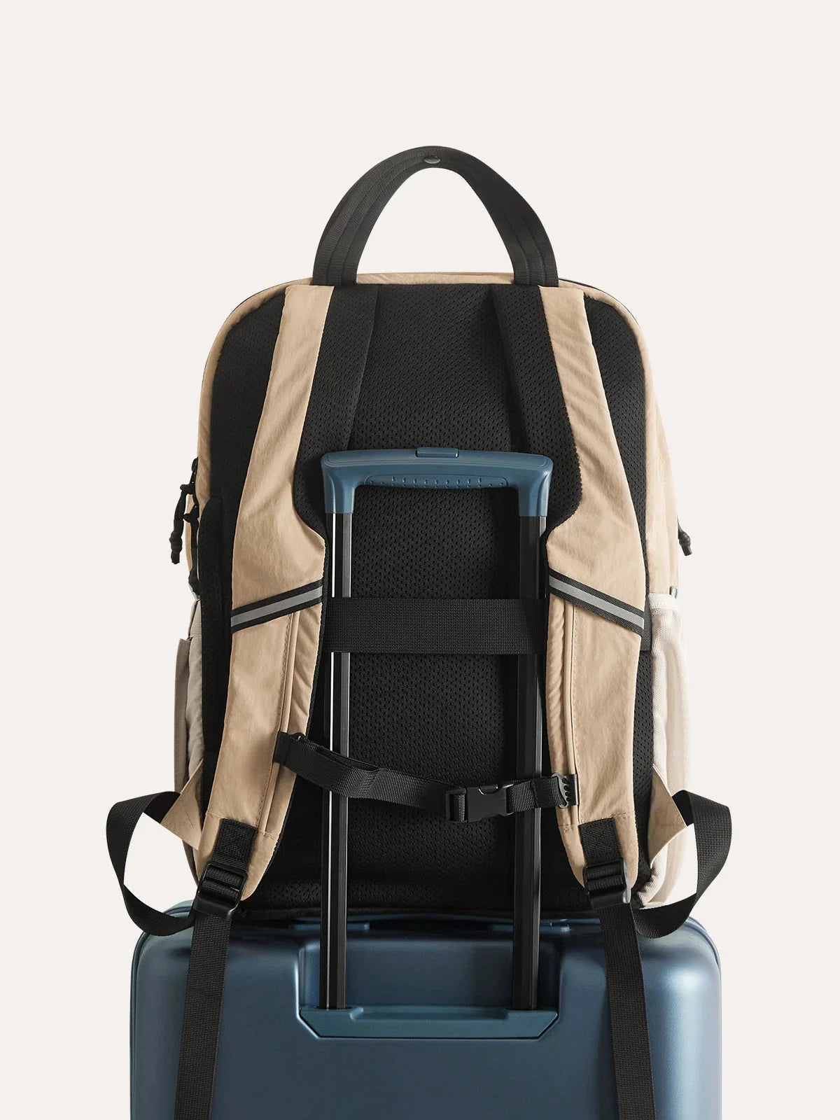 Paz 28L Backpack