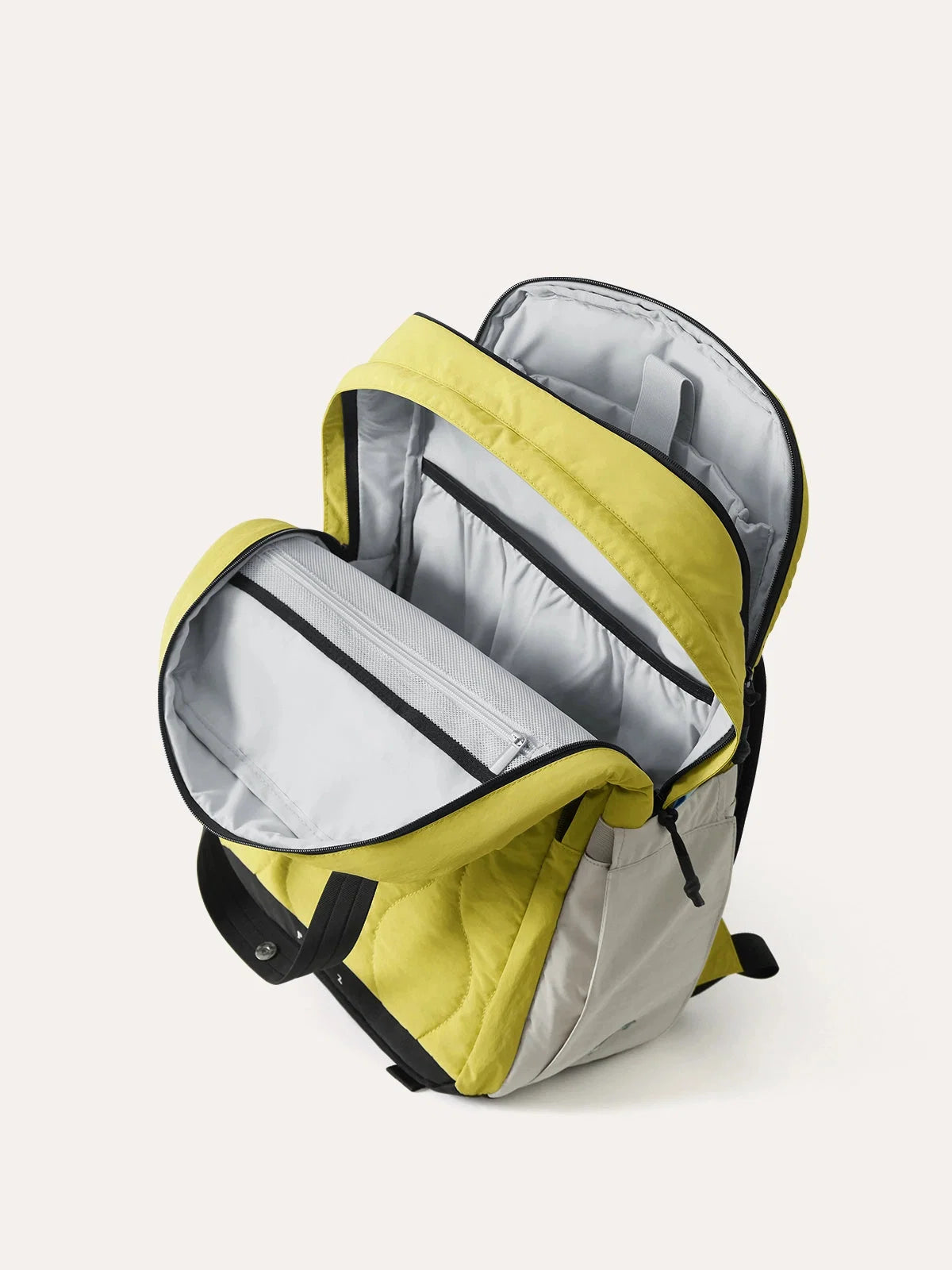 Paz 28L Backpack