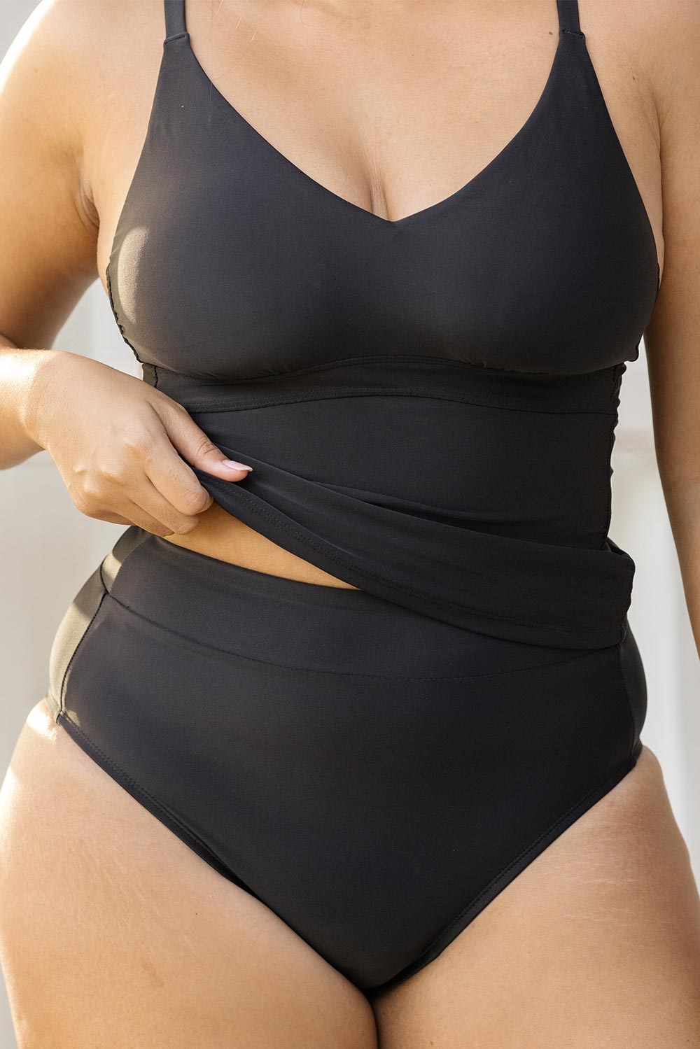 Coolum Tankini Top - Smooth Black