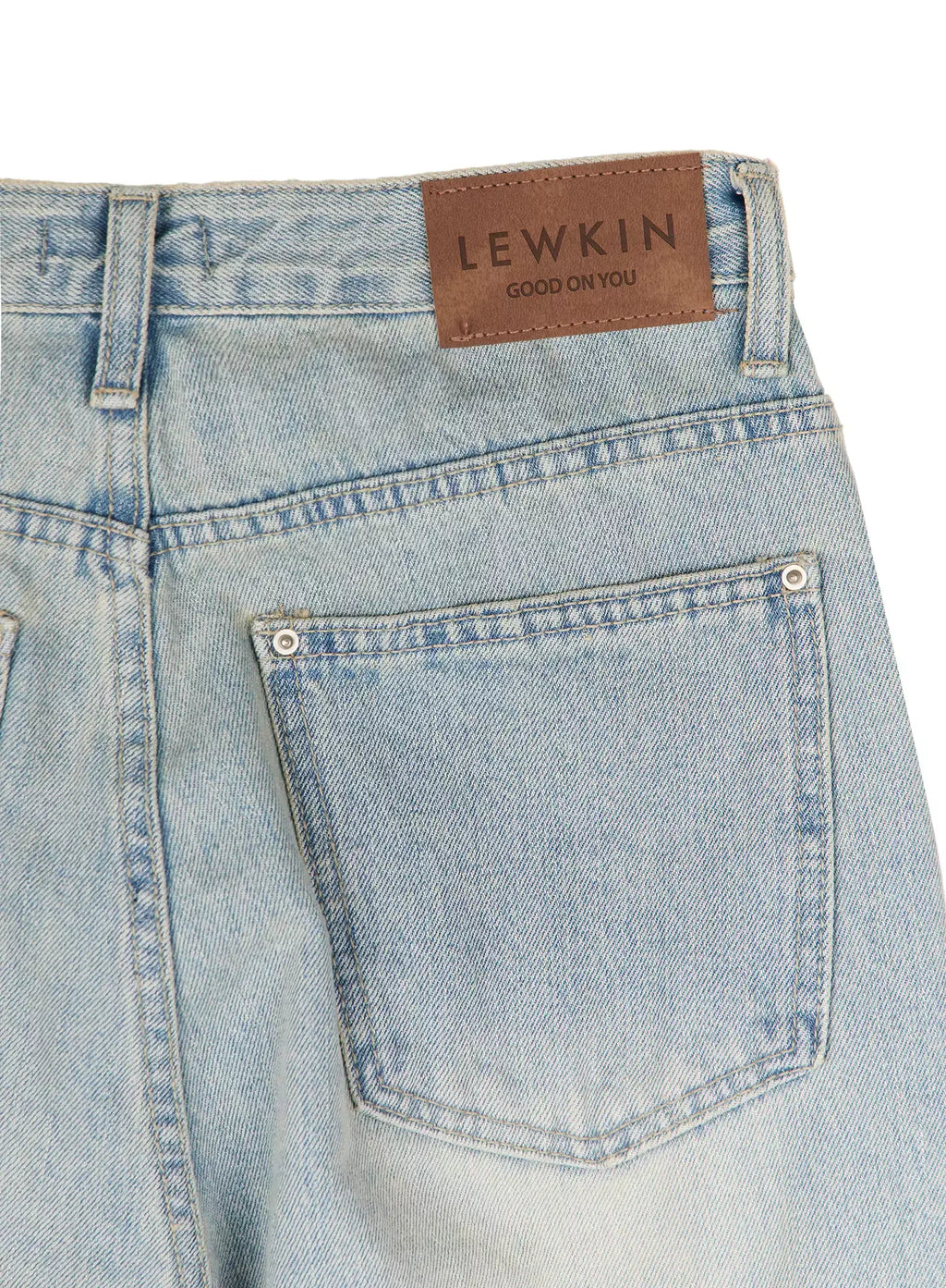 Zion Light Wash Wide-Leg Jeans IY514