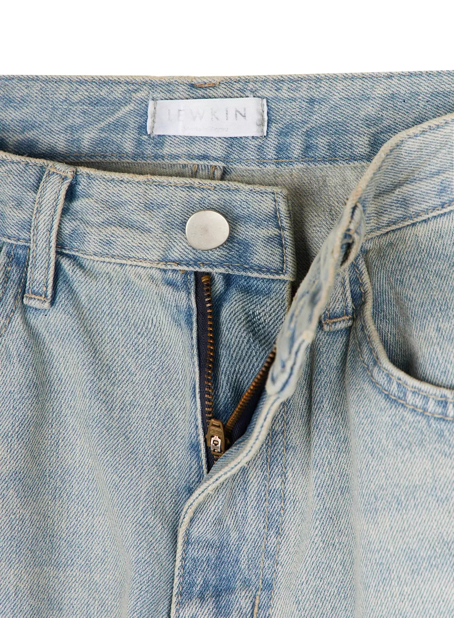 Zion Light Wash Wide-Leg Jeans IY514