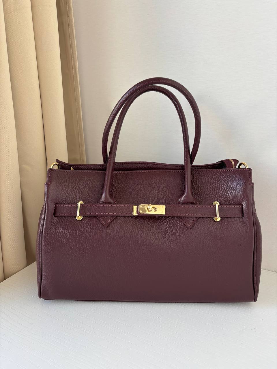 Elegant Italian Leather Tote Bag