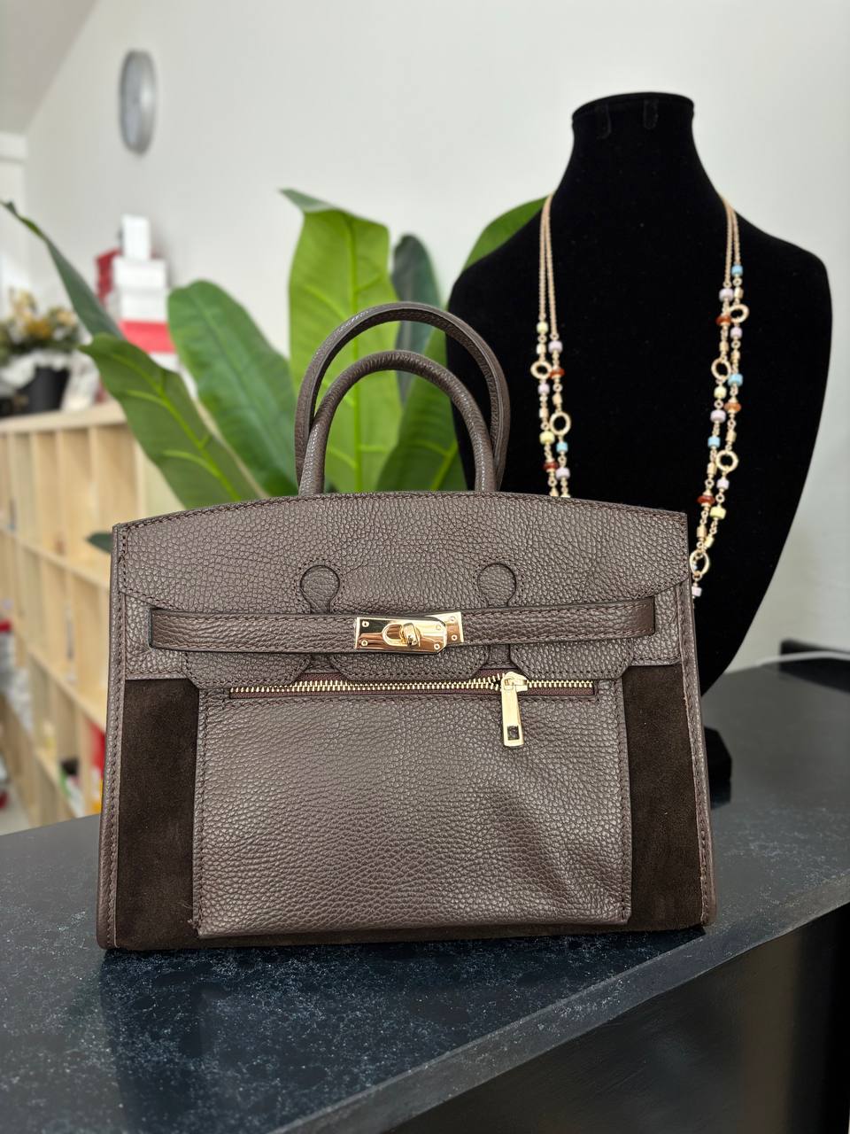Elegant Aylana Firenze Leather Bag with Long Adjustable Strap