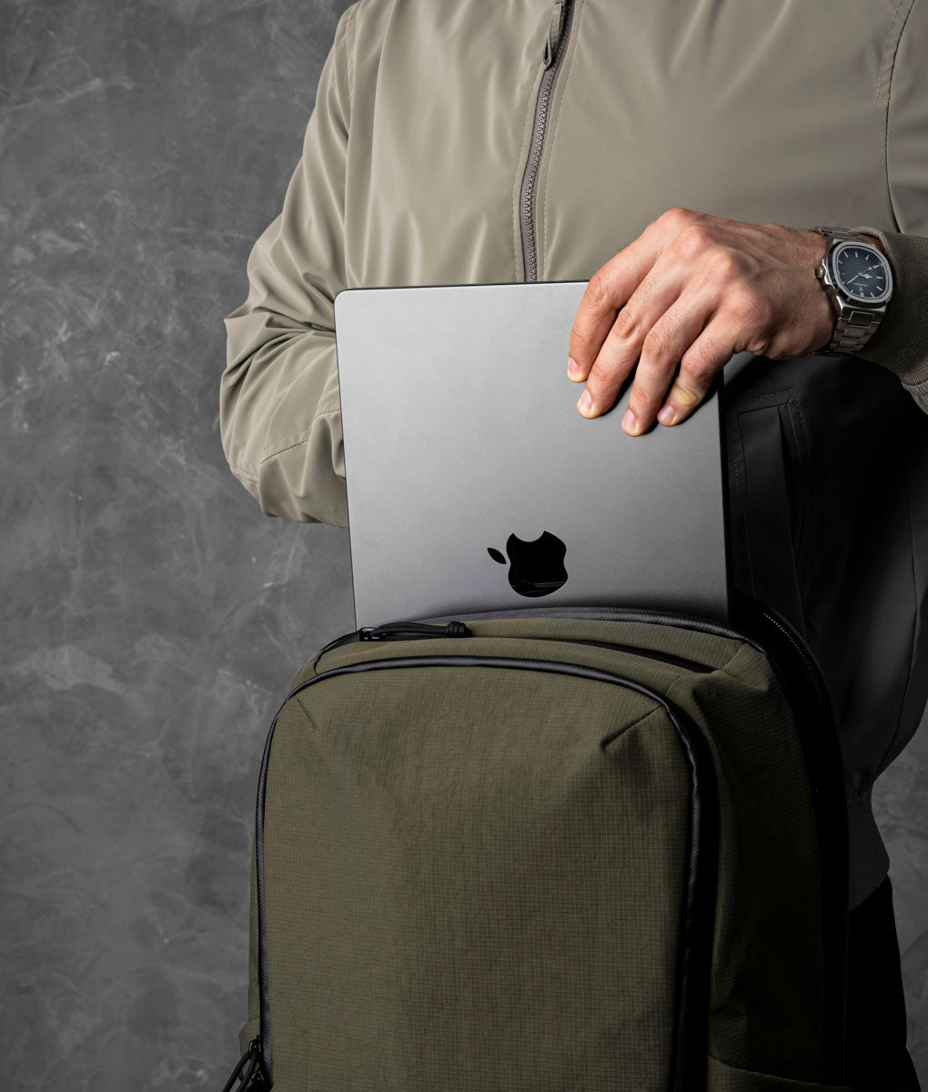 Elements Backpack Pro
