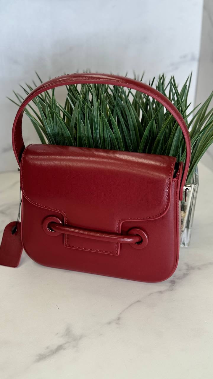 Élégance en Cuir – Genuine Leather Structured Top Handle Bag with Detachable Shoulder Strap
