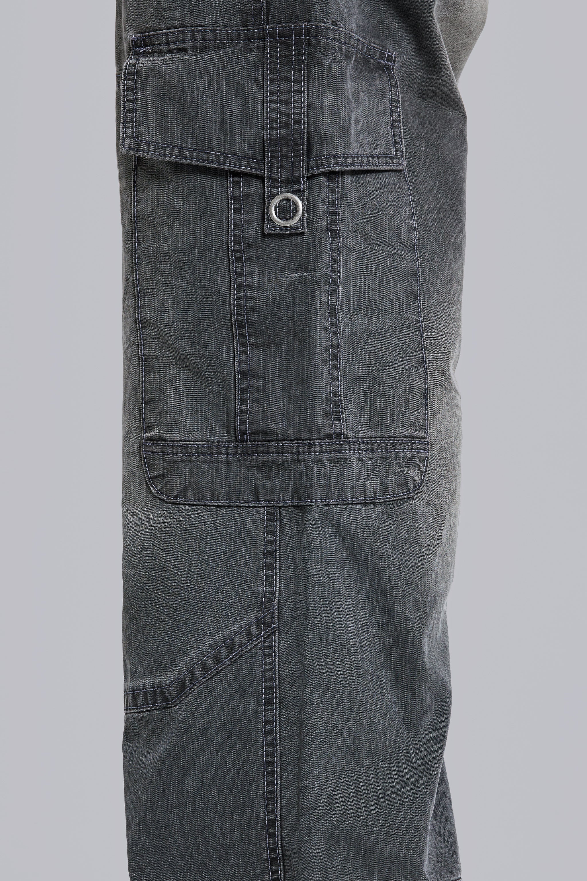 Off Duty Straight Leg Cargos